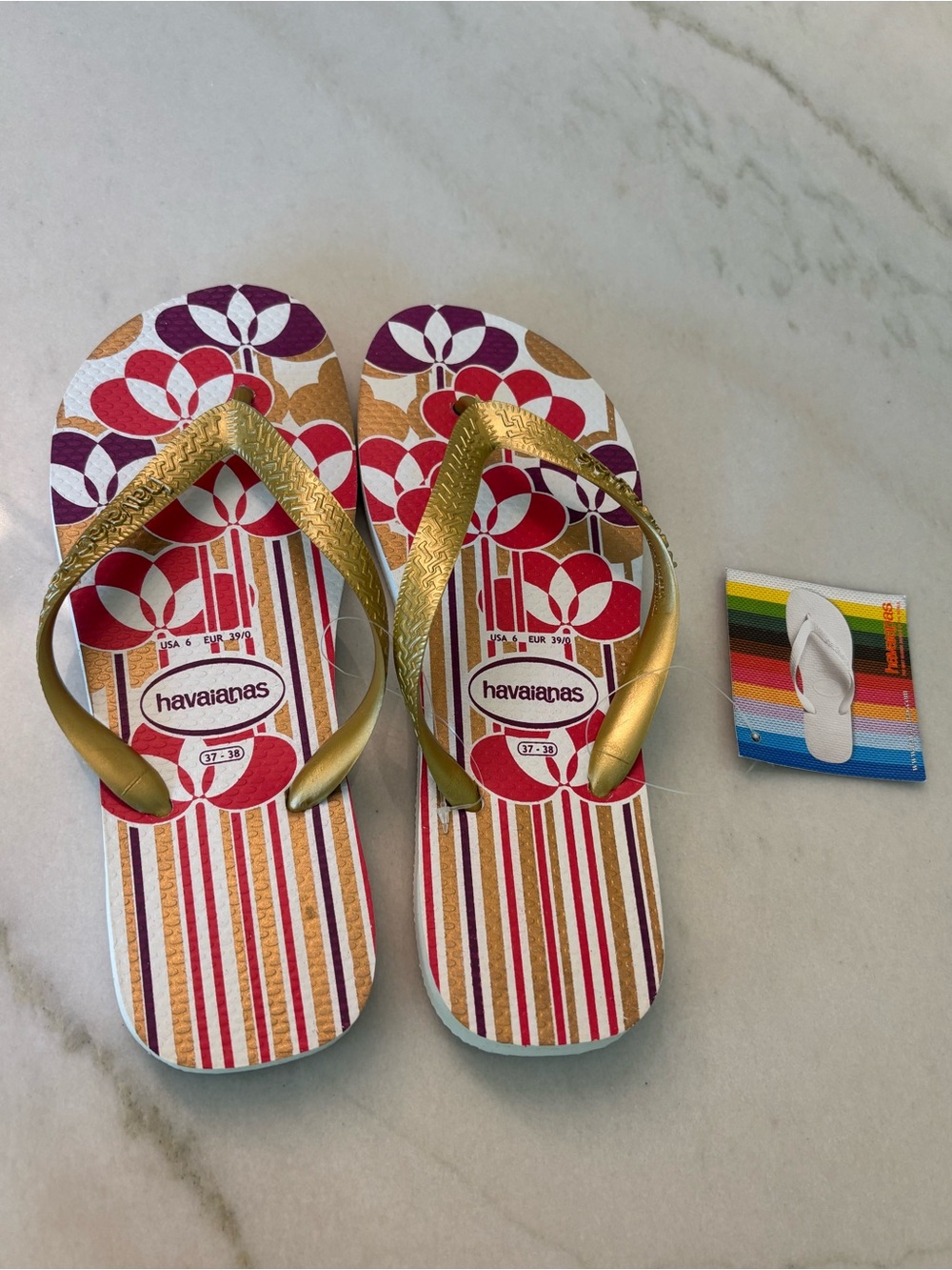 NWT Havaianas Slim Organic Collection Flip Flops Gold Geometric Retro Sz 6